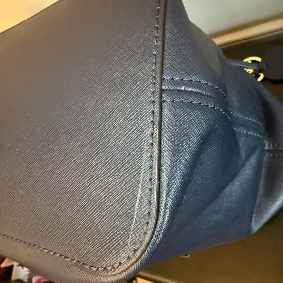 Michael Kors Navy Blue Tote Bag - Picture 6 of 13